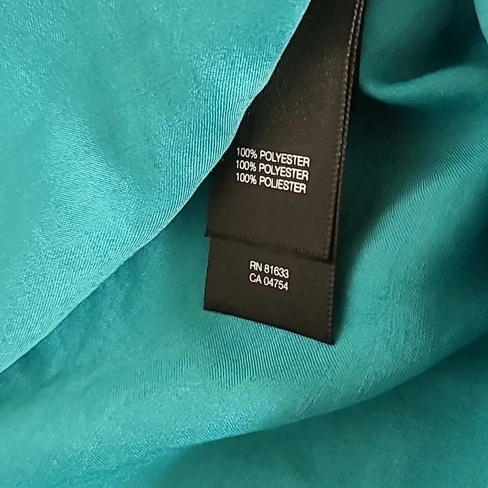 NWT Kenneth Cole Size Small
